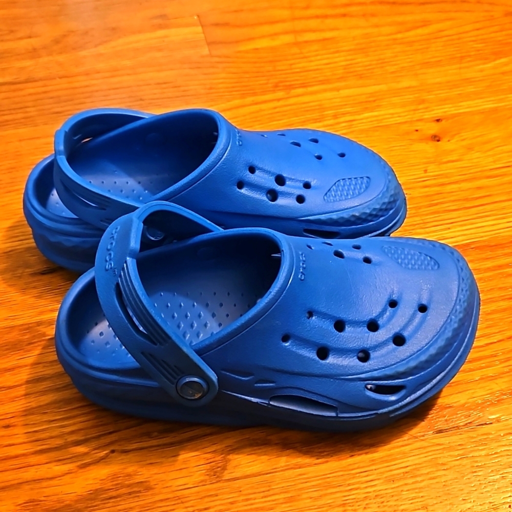 Kids new crocs
